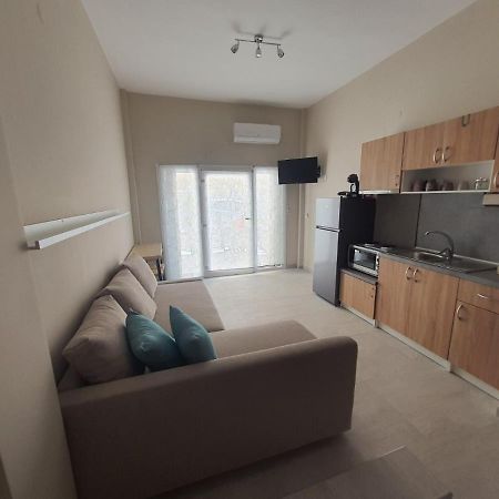 New Apartment ,50M From The Sea At Nea Irakleia. Exteriör bild