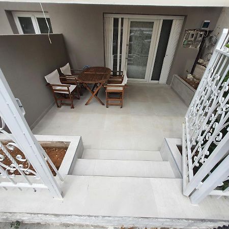 New Apartment ,50M From The Sea At Nea Irakleia. Exteriör bild
